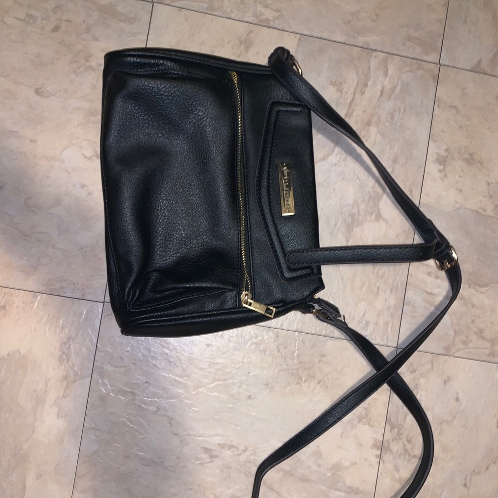 Chinese Laundry crossbody purse